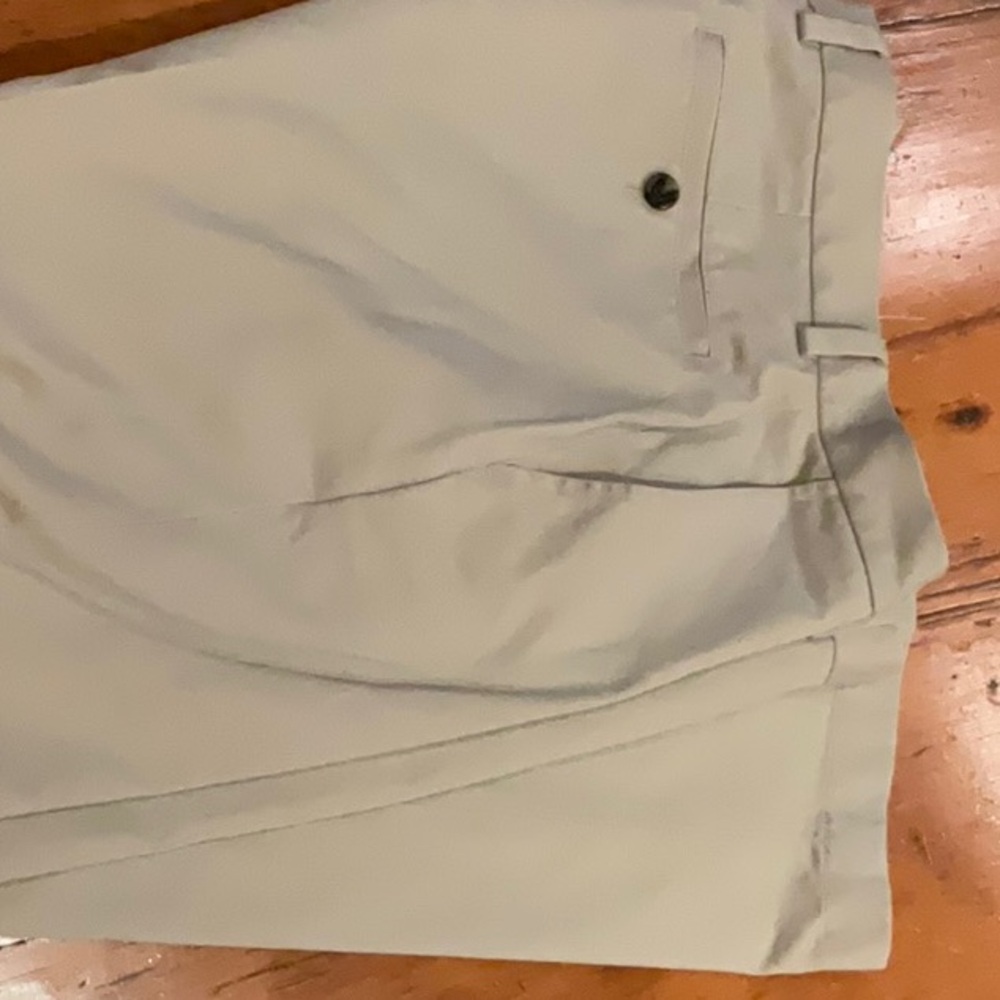 Brooks Brothers Beige Trousers.  Advantage Chino Milano.